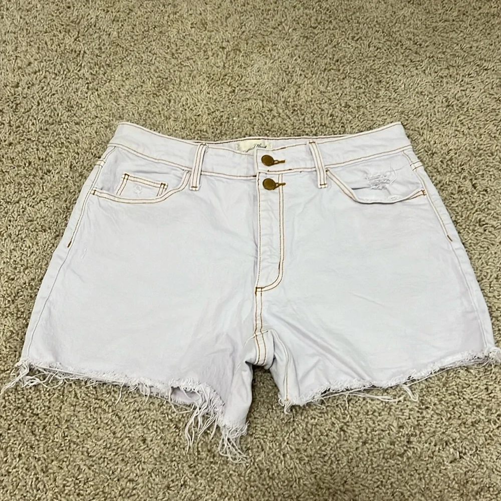 Universal Thread Shorts - Picture 1 of 8